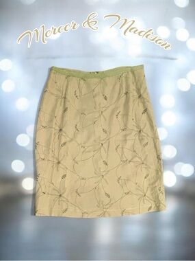 Mercer & Madison Sage Green Embroidered Linen Blend Pencil Skirt Size 8
